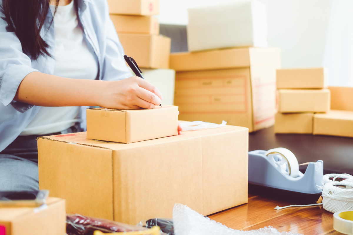 Choosing the Right Cardboard Boxes for Shipping Fragile Items